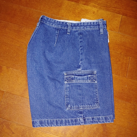 Cherokee Pants - Cherokee Ladies Shorts.
